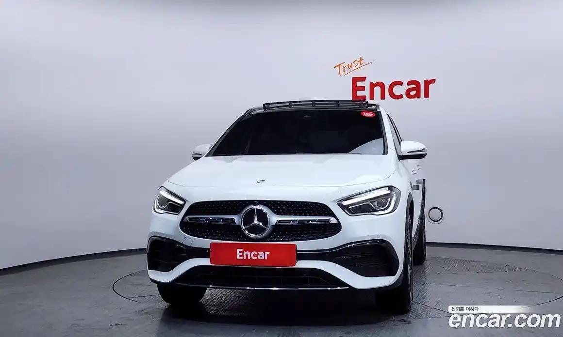 Mercedes-Benz GLA-Class 2020 2.0 Автомат в Москве № 194478, фото 3