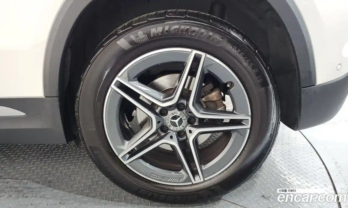 Mercedes-Benz GLA-Class 2020 2.0 Автомат в Москве № 194478, фото 5