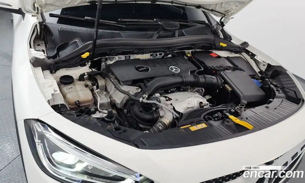 Mercedes-Benz GLA-Class 2020 2.0 Автомат в Москве № 194478, фото 6