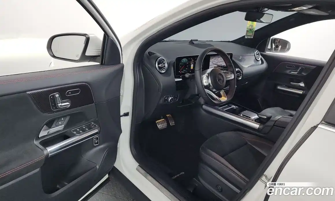 Mercedes-Benz GLA-Class 2020 2.0 Автомат в Москве № 194478, фото 10