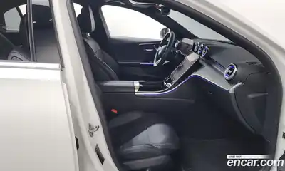 Mercedes-Benz C-Class, 2022