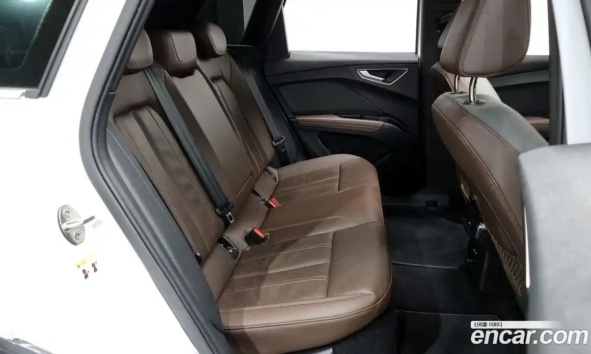 Audi Q4 e-tron 2023 0.2 Автомат в Москве № 196038, фото 17