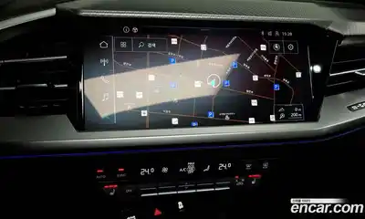 Audi Q4 e-tron 2023 0.2 Автомат в Москве № 196038, миниатюра 5