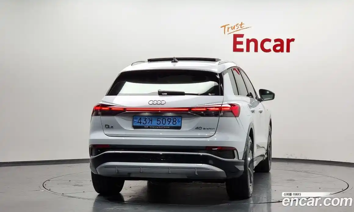 Audi Q4 e-tron 2023 0.2 Автомат в Москве № 196038, фото 6