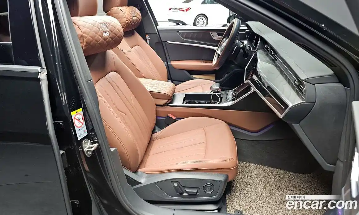 Audi A6 2023 2.0 Автомат в Москве № 196298, фото 10