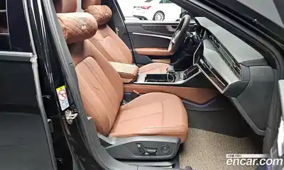 Audi A6 2023 2.0 Автомат в Москве № 196298, миниатюра 10