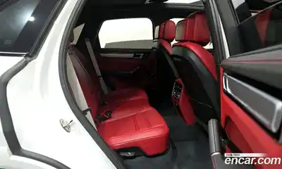 Porsche Cayenne 2023 3.0 Автомат в Москве № 197405, миниатюра 12