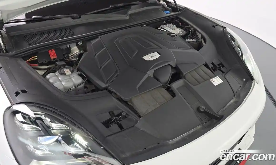 Porsche Cayenne 2023 3.0 Автомат в Москве № 197405, фото 6