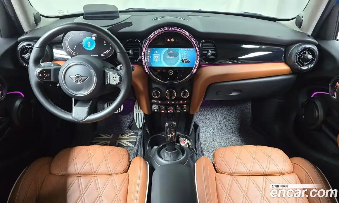 Mini Cooper 2023 2.0 Автомат в Москве № 197581, фото 17