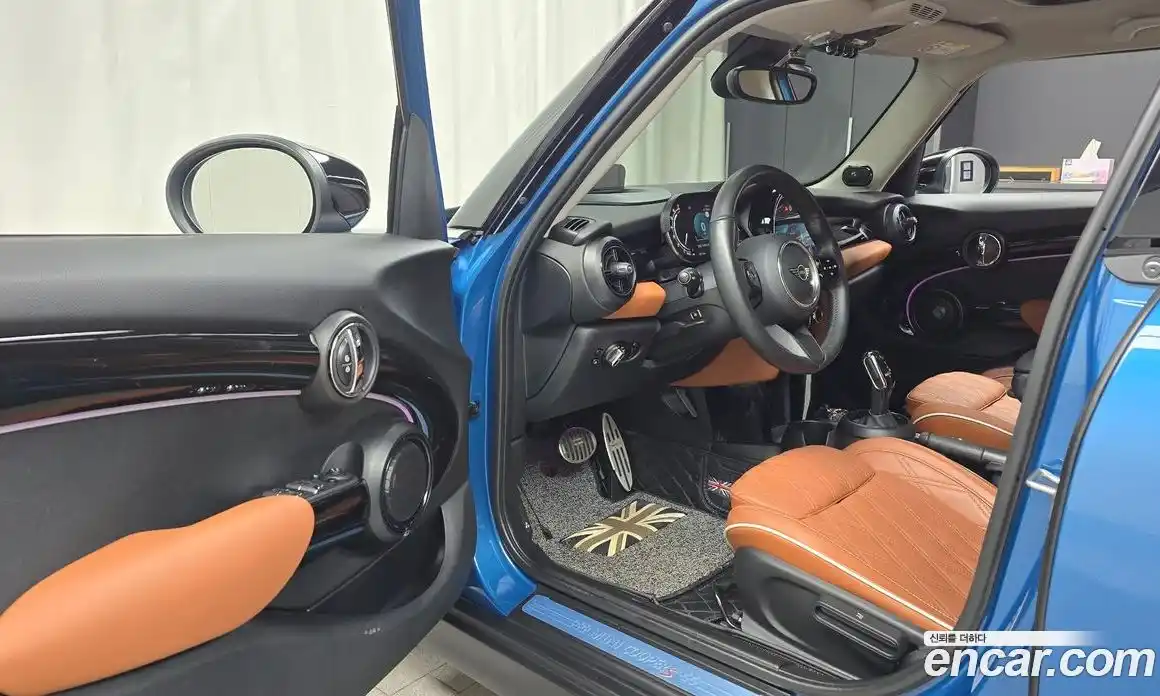 Mini Cooper 2023 2.0 Автомат в Москве № 197581, фото 10