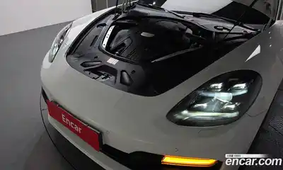 Porsche Panamera, 2018