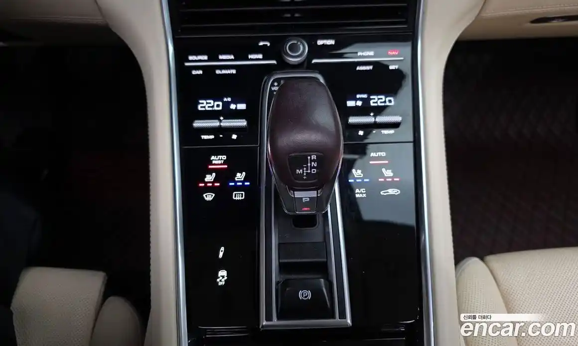 Porsche Panamera 2018 3.0 Автомат в Москве № 197648, фото 17