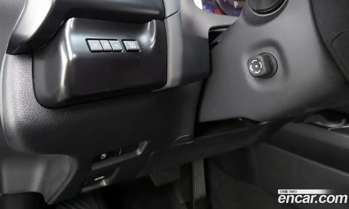 Lexus UX 2024 2.0 Автомат в Москве № 198827, фото 3