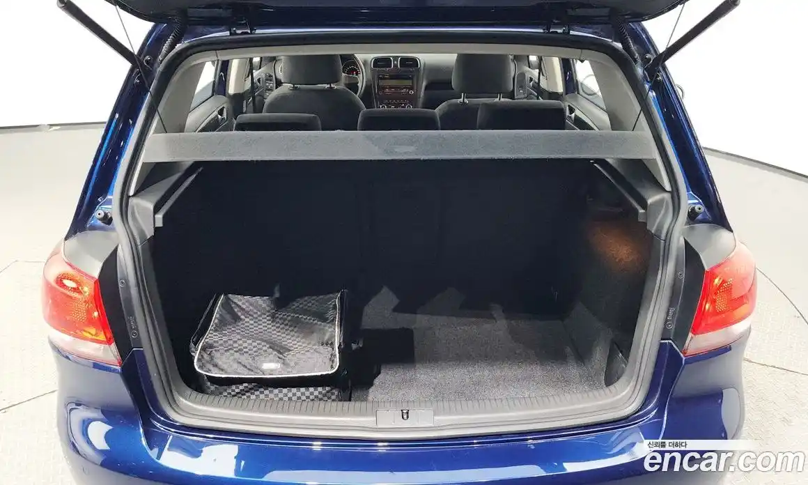 Volkswagen Golf 2010 2.0 Автомат в Москве № 199944, фото 14