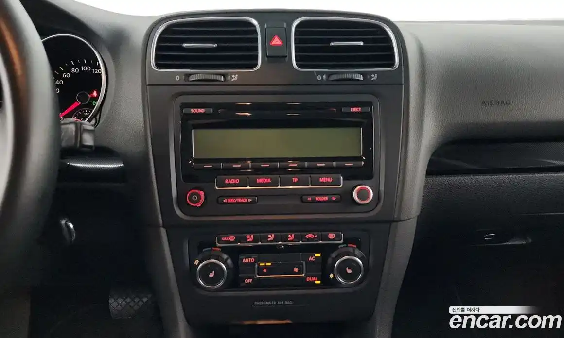 Volkswagen Golf 2010 2.0 Автомат в Москве № 199944, фото 15