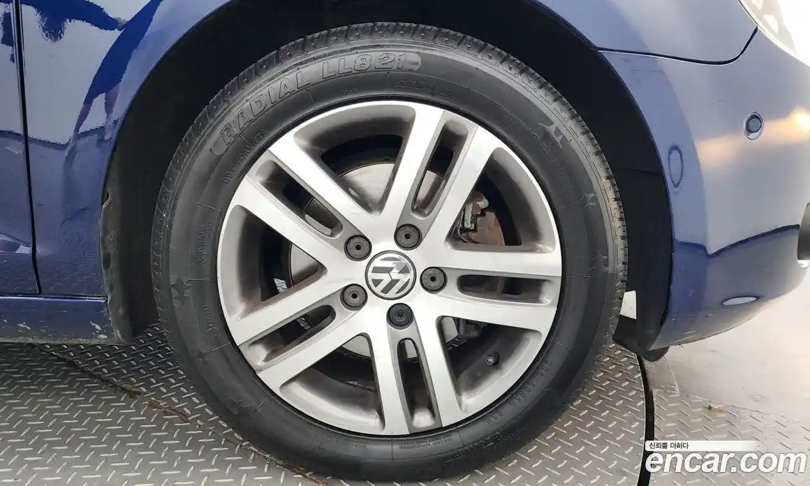 Volkswagen Golf 2010 2.0 Автомат в Москве № 199944, фото 7