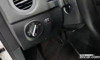 Volkswagen Tiguan 2013 2.0 Автомат в Москве № 215295, миниатюра 10