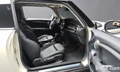 Mini Cooper 2019 1.5 Автомат в Москве № 221506, миниатюра 12