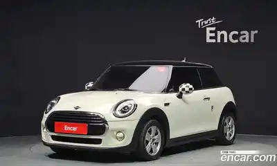 Mini Cooper 2019 1.5 Автомат в Москве № 221506, миниатюра 4
