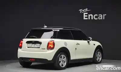 Mini Cooper 2019 1.5 Автомат в Москве № 221506, миниатюра 6