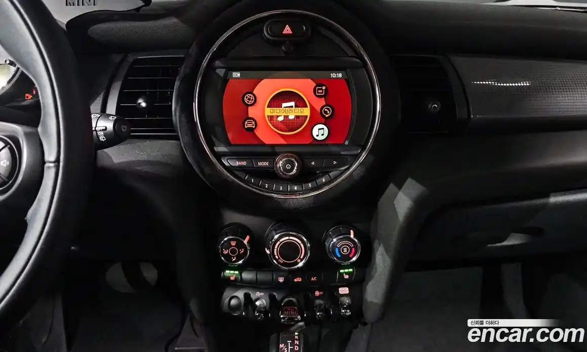 Mini Cooper 2019 1.5 Автомат в Москве № 221506, фото 7