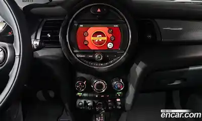 Mini Cooper 2019 1.5 Автомат в Москве № 221506, миниатюра 7