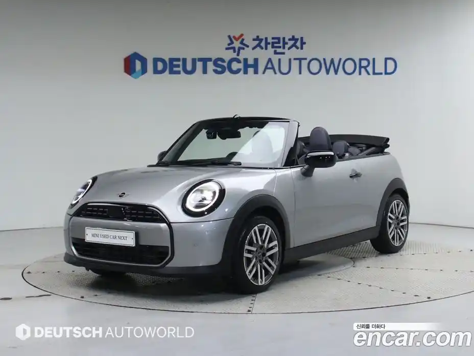 Mini Cooper Convertible 2025 2.0 Автомат в Москве № 225487, фото 1