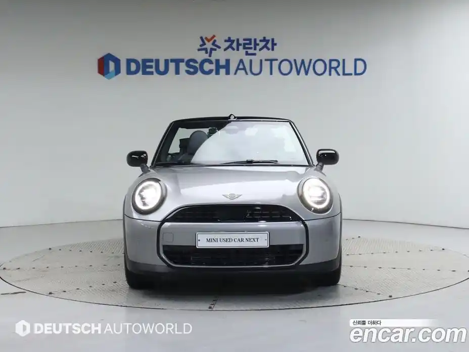 Mini Cooper Convertible 2025 2.0 Автомат в Москве № 225487, фото 3