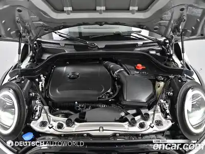 Mini Cooper Convertible 2025 2.0 Автомат в Москве № 225487, миниатюра 6