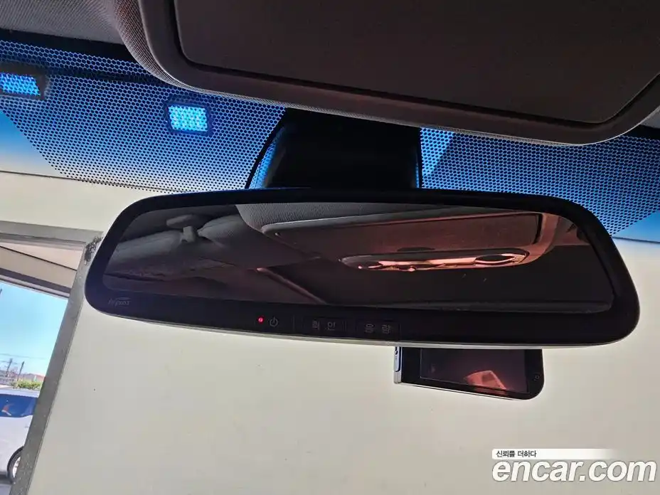 Renault SM3 2011 1.6 Автомат в Москве № 227384, фото 12