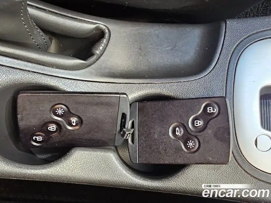 Renault SM3 2011 1.6 Автомат в Москве № 227384, фото 16