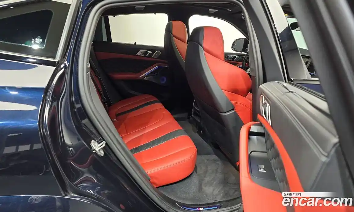 BMW X6M 2023 4.4 Автомат в Москве № 228247, фото 1