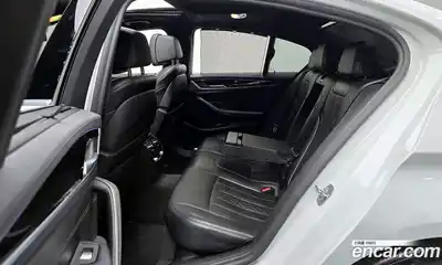 BMW 5-Series 2019 2.0 Автомат в Москве № 228656, миниатюра 4