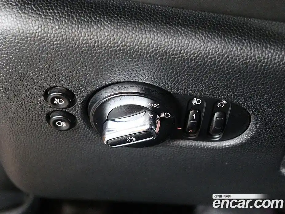 Mini Cooper 2017 1.5 Автомат в Москве № 228822, фото 14