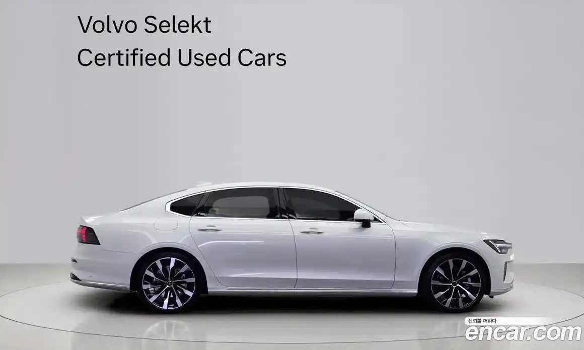 Volvo S90 2026 2.0 Автомат в Москве № 230750, фото 4