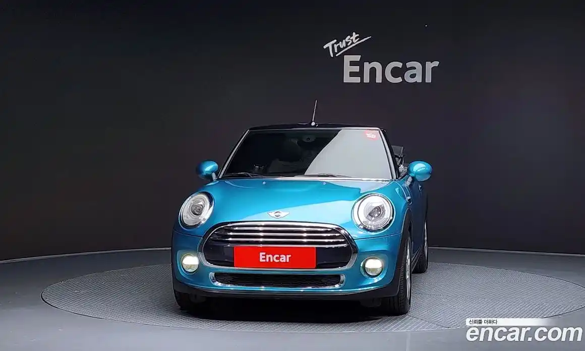 Mini Cooper Convertible 2016 1.5 Автомат в Москве № 231480, фото 18