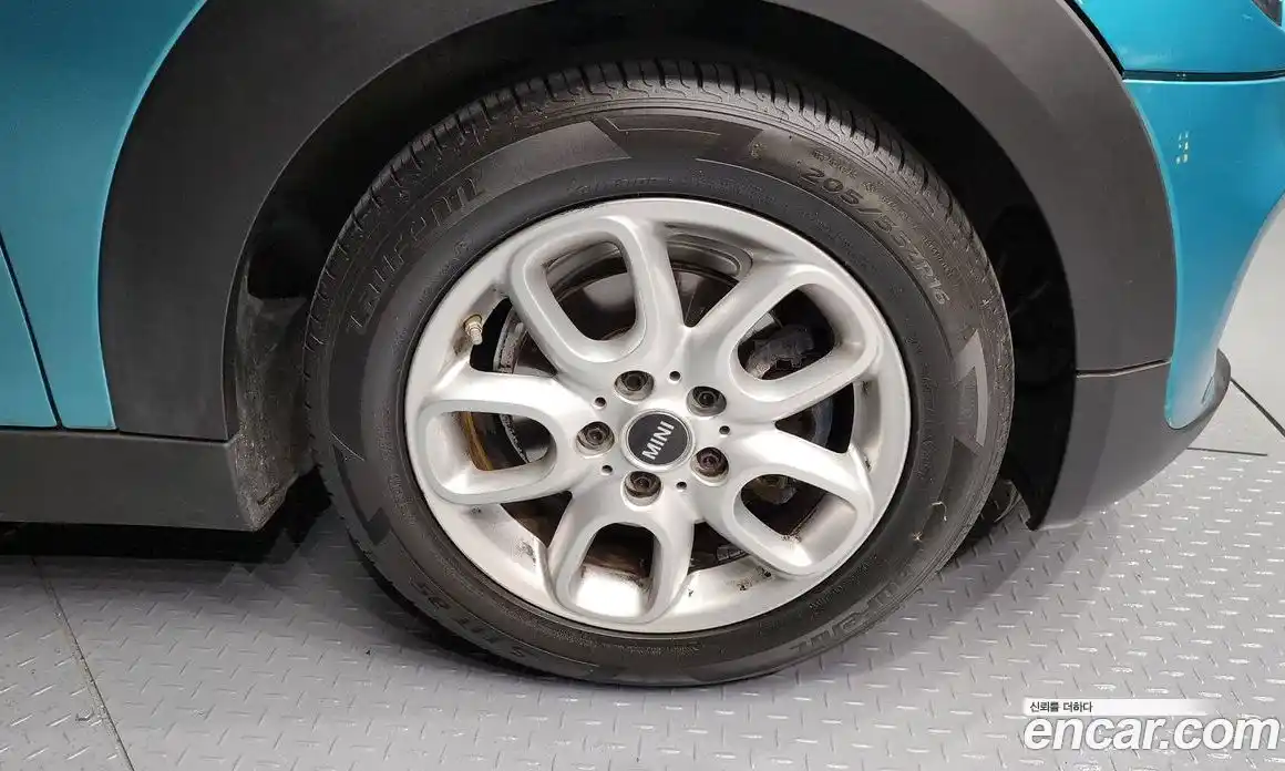 Mini Cooper Convertible 2016 1.5 Автомат в Москве № 231480, фото 19