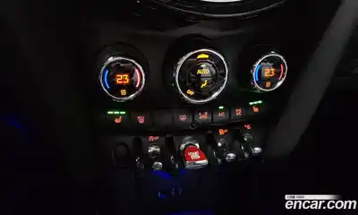 Mini Cooper Convertible 2016 1.5 Автомат в Москве № 231480, миниатюра 2