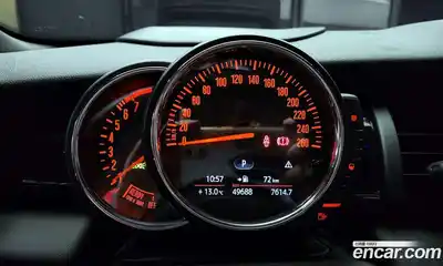 Mini Cooper Convertible 2016 1.5 Автомат в Москве № 231480, миниатюра 4