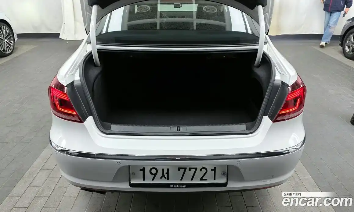 Volkswagen CC 2015 2.0 Автомат в Москве № 232248, фото 16