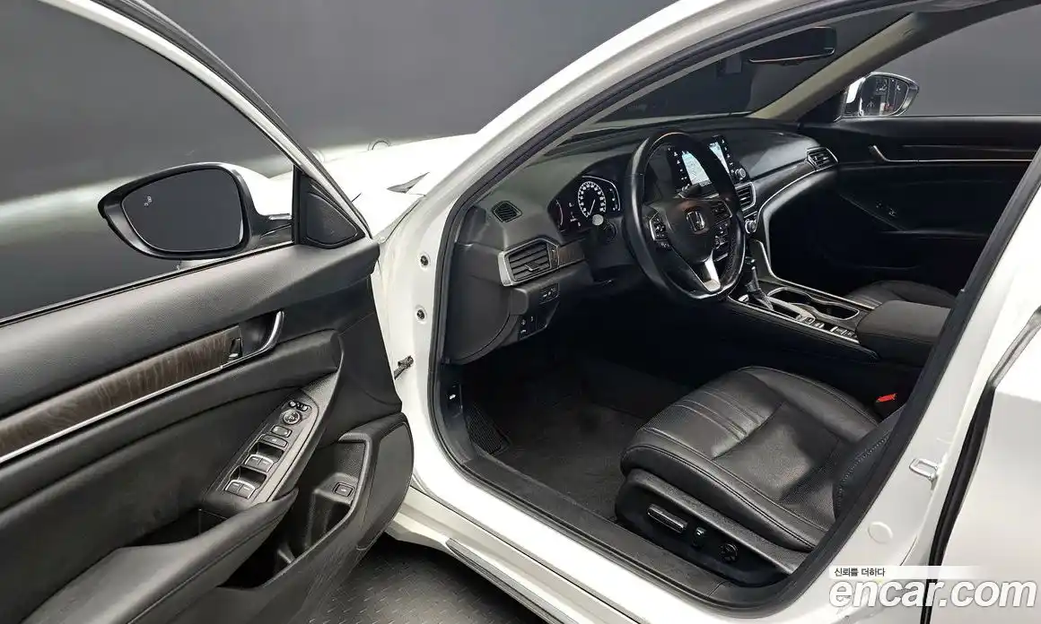 Honda Accord 2021 1.5 Автомат в Москве № 232914, фото 13