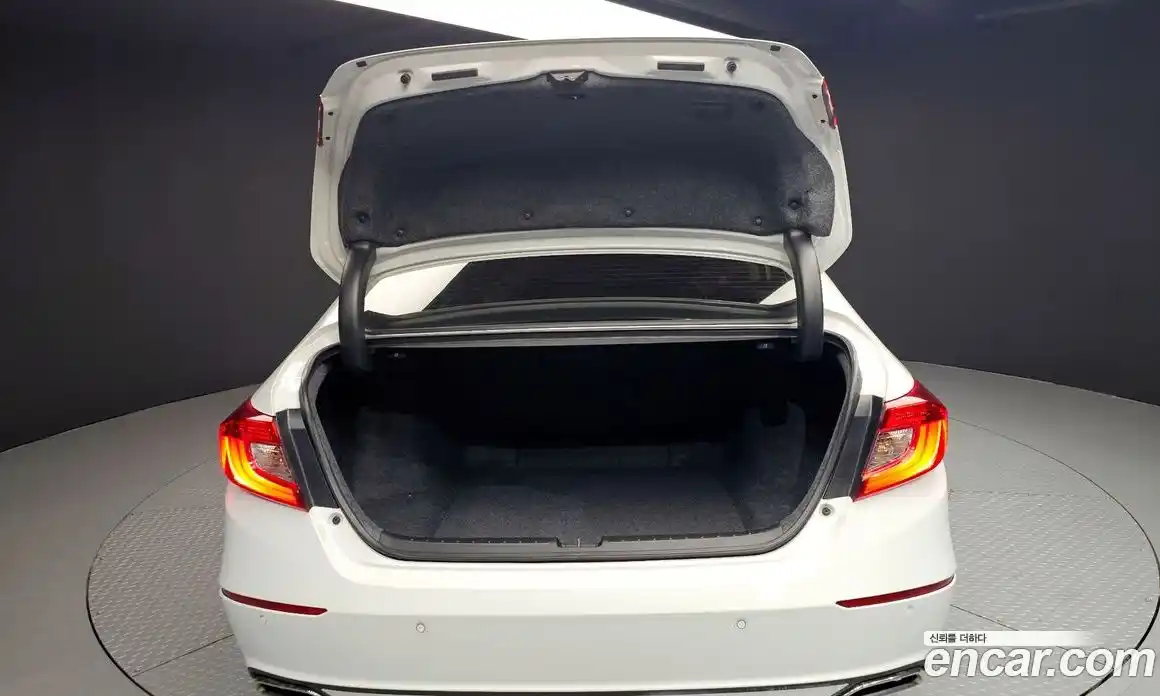 Honda Accord 2021 1.5 Автомат в Москве № 232914, фото 14