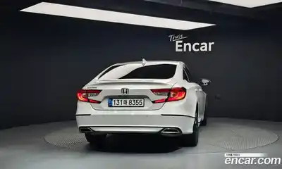 Honda Accord 2021 1.5 Автомат в Москве № 232914, миниатюра 2