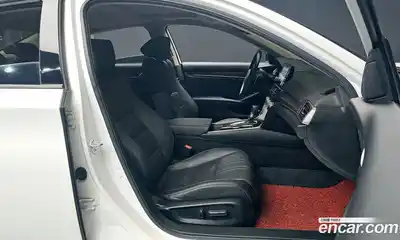 Honda Accord 2021 1.5 Автомат в Москве № 232914, миниатюра 7