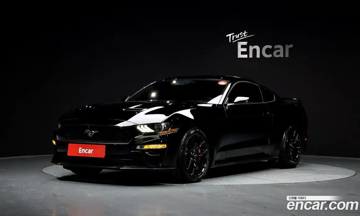 Ford Mustang 2019 2.3 Автомат в Москве № 233240, фото 1