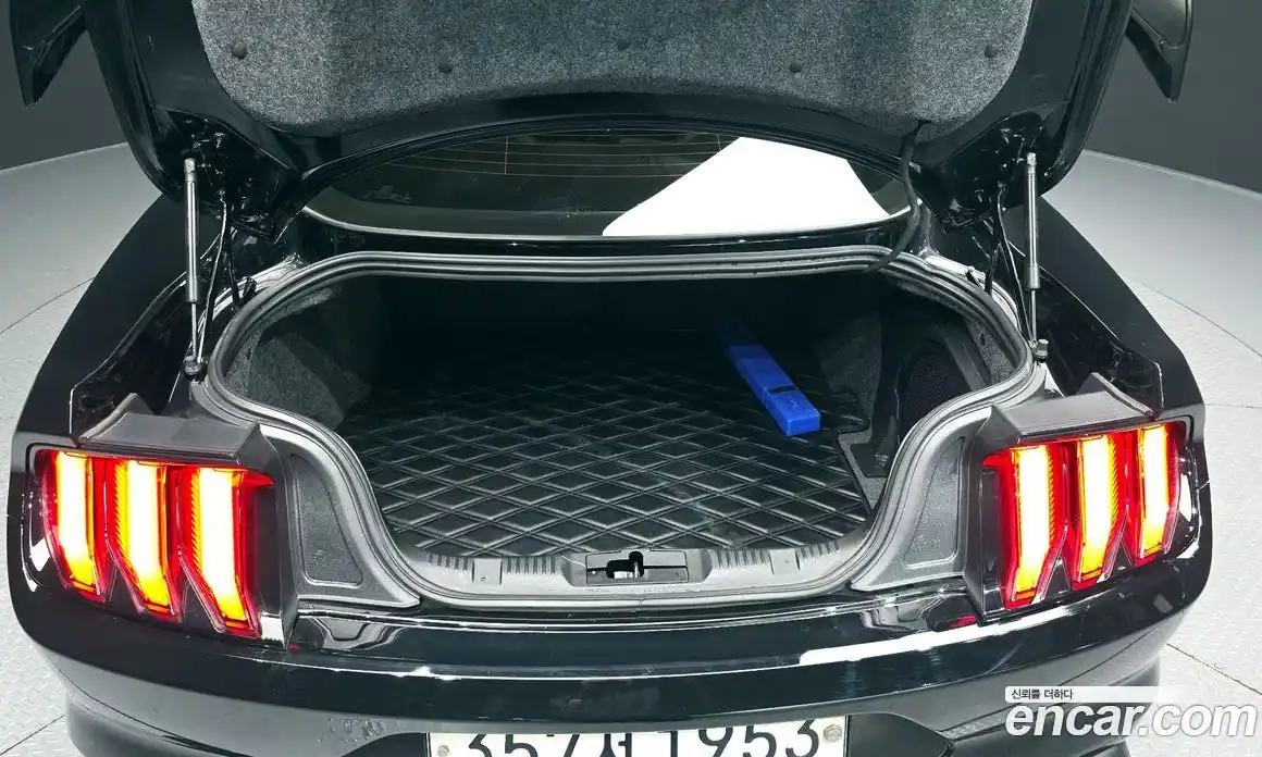 Ford Mustang 2019 2.3 Автомат в Москве № 233240, фото 20