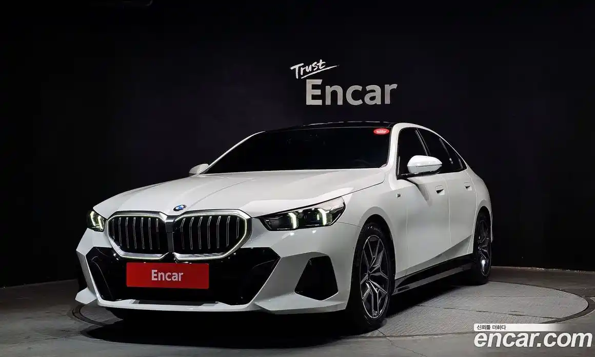 BMW 5-Series 2024 2.0 Автомат в Москве № 245926, фото 17