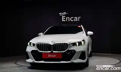 BMW 5-Series 2024 2.0 Автомат в Москве № 245926, миниатюра 3