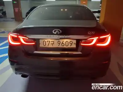 Infiniti Q70 2015 3.0 Автомат в Москве № 256214, миниатюра 2
