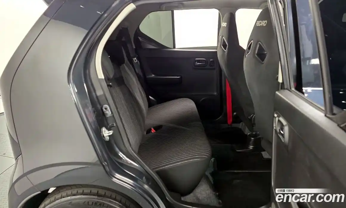 Suzuki Alto 2016 0.7 Автомат в Москве № 257717, фото 12